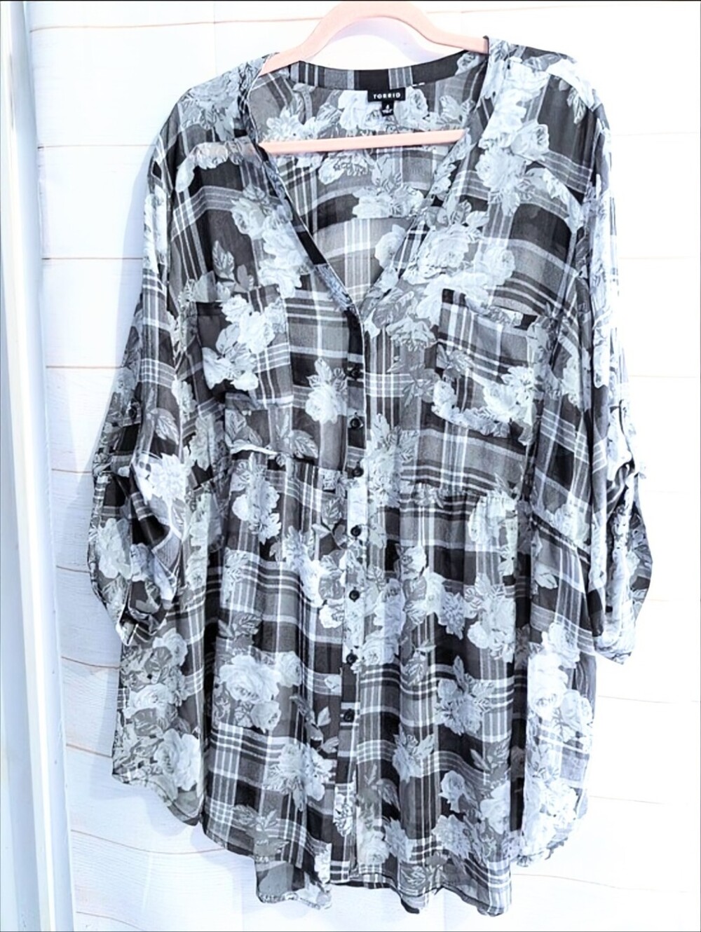 Torrid Black & Gray Floral Plaid Button-Front Tunic Blouse Plus Size 4X